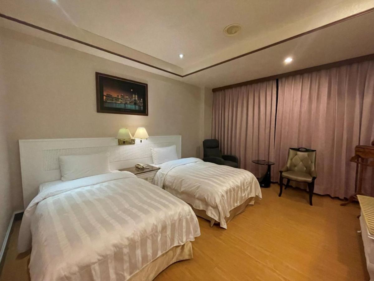 โรงแรมเหวิน ผิน - เพียร์ 2 เกาสง ภายนอก รูปภาพ